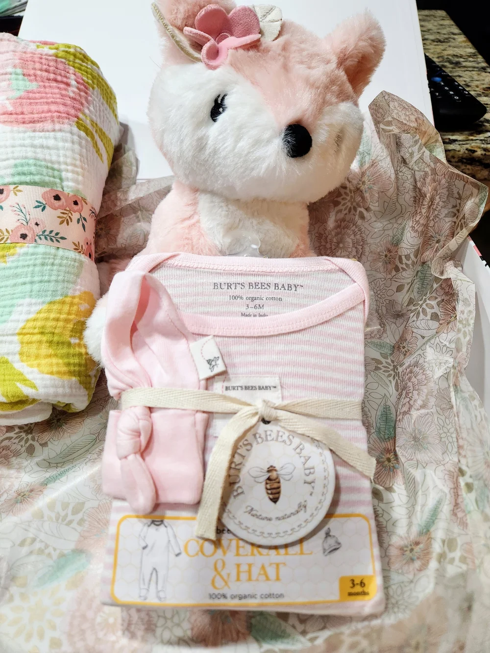Burt's Bees Baby Nourishing Shampoo & Wash - Pink Fox Baby Gift Set